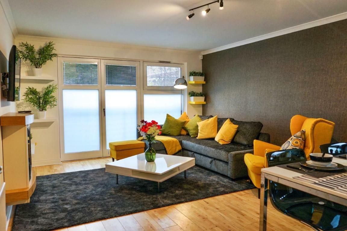 Hydro Apartment With Free Car Park Глазго Экстерьер фото